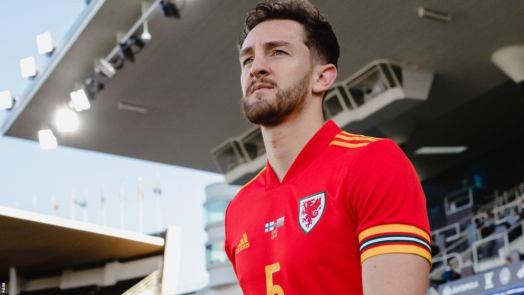 Tom Lockyer walks out for the friendly against Finland in September 2021