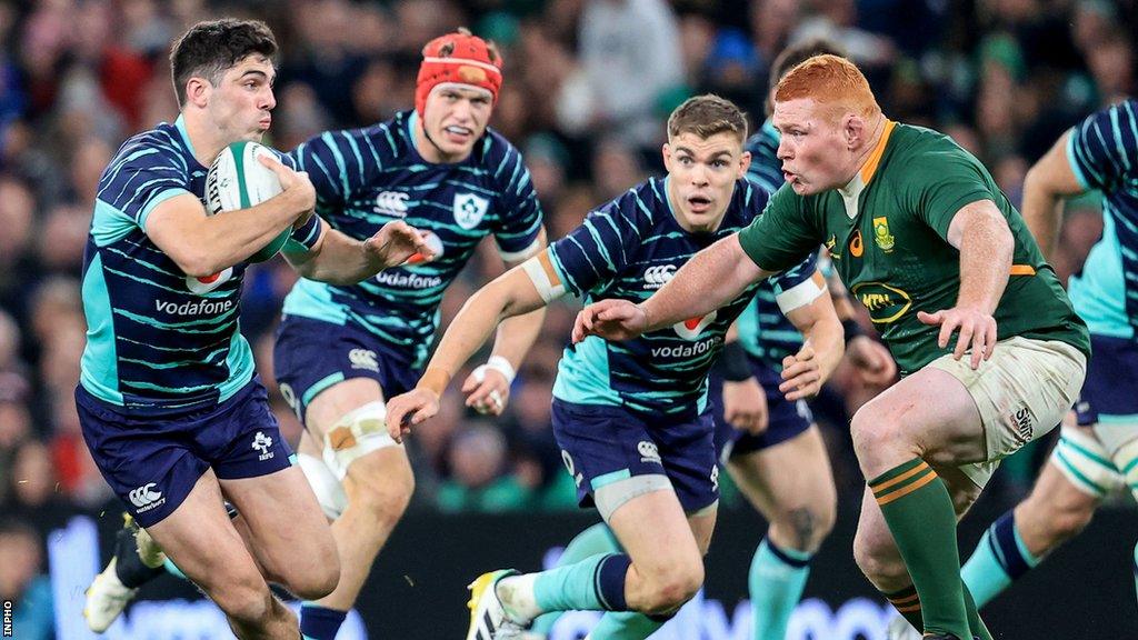 Jimmy O'Brien makes a thrust on his Ireland debut against South Africa in Dublin