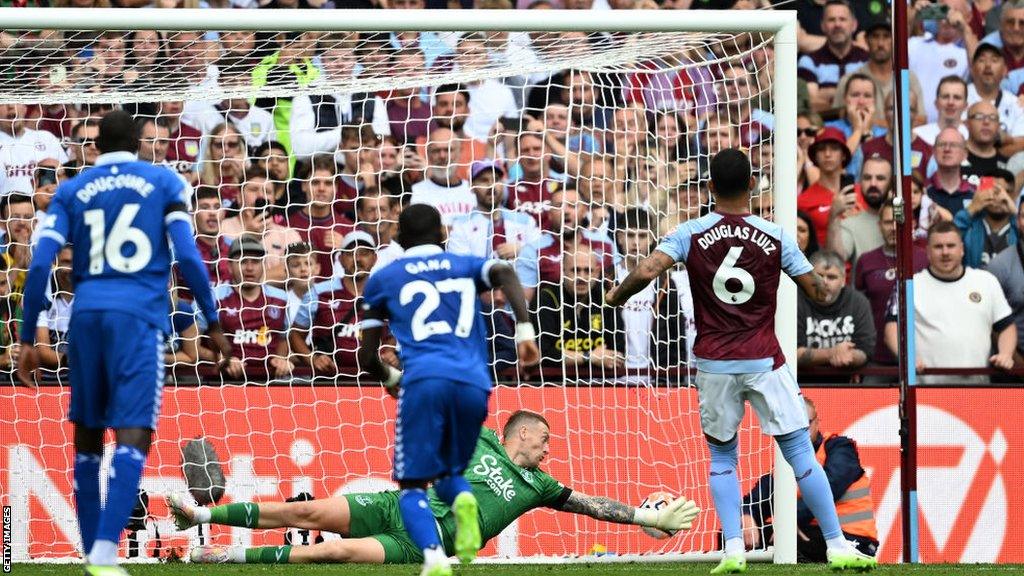 Douglas Luiz scores a penalty for Aston Villa against Everton