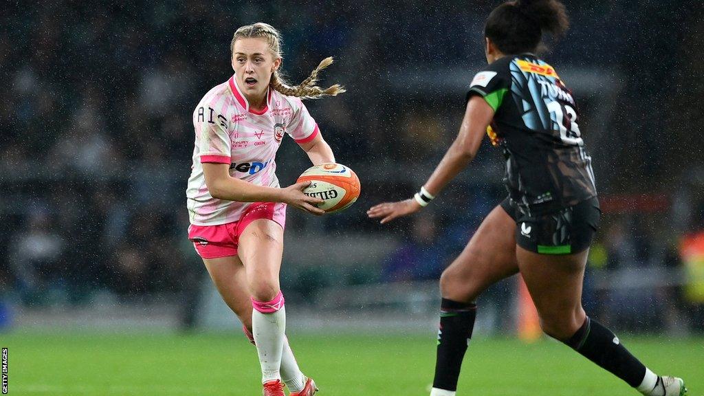 Hannah Jones with the ball during the Allianz Premiership Women's Rugby match between Harlequins and Gloucester-Hartpury