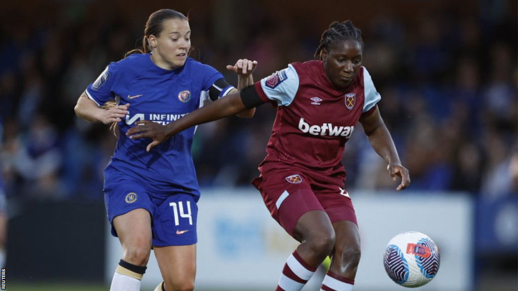 Fran Kirby and Hawa Cissoko