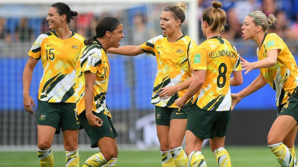 Australia celebrate