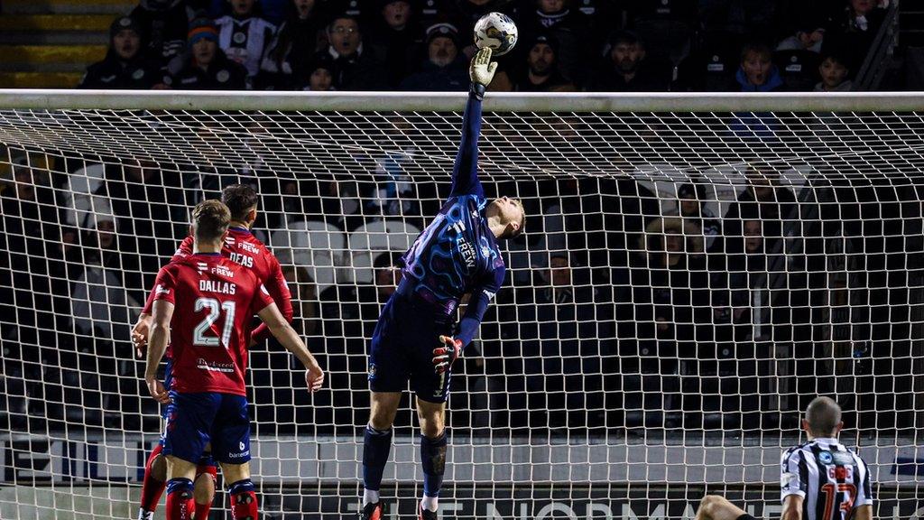 The on-loan Bournemouth stopper has produced some enormous saves in recent weeks, and did so again