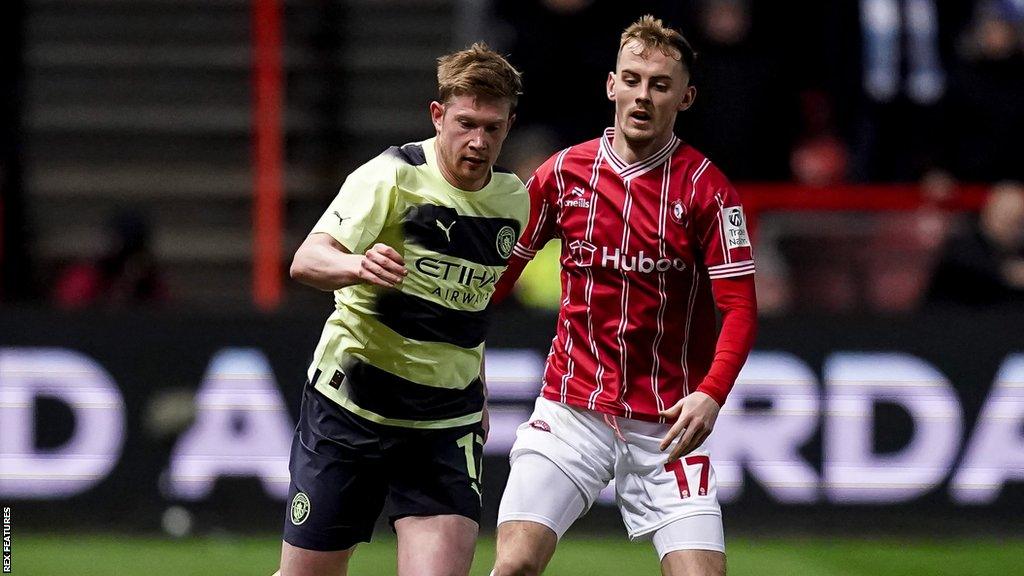 Kevin De Bruyne and Mark Sykes