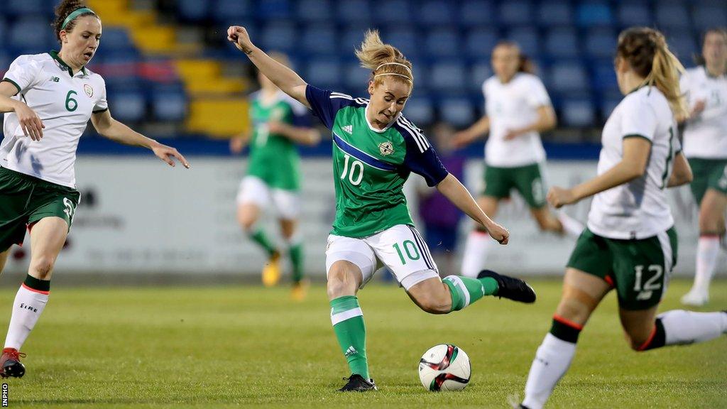 Northern Ireland's Rachel Furness with Republic of Ireland's Karen Duggan