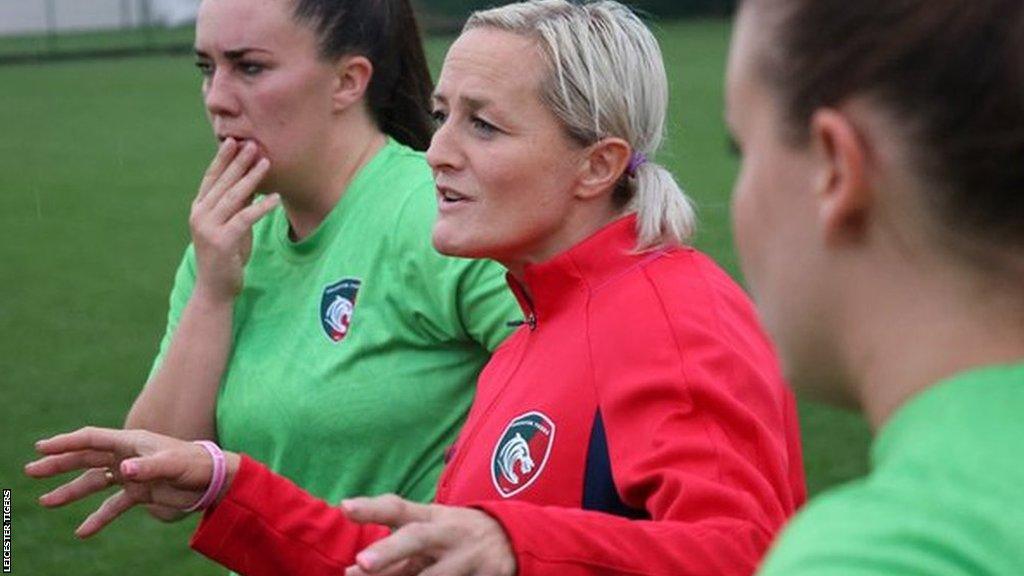 Leicester Tigers head of women's rugby Vicky Macqueen (centre)