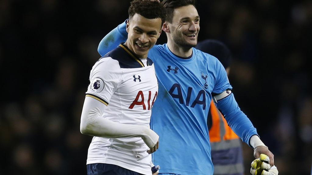 Hugo Lloris and Dele Alli celebrate