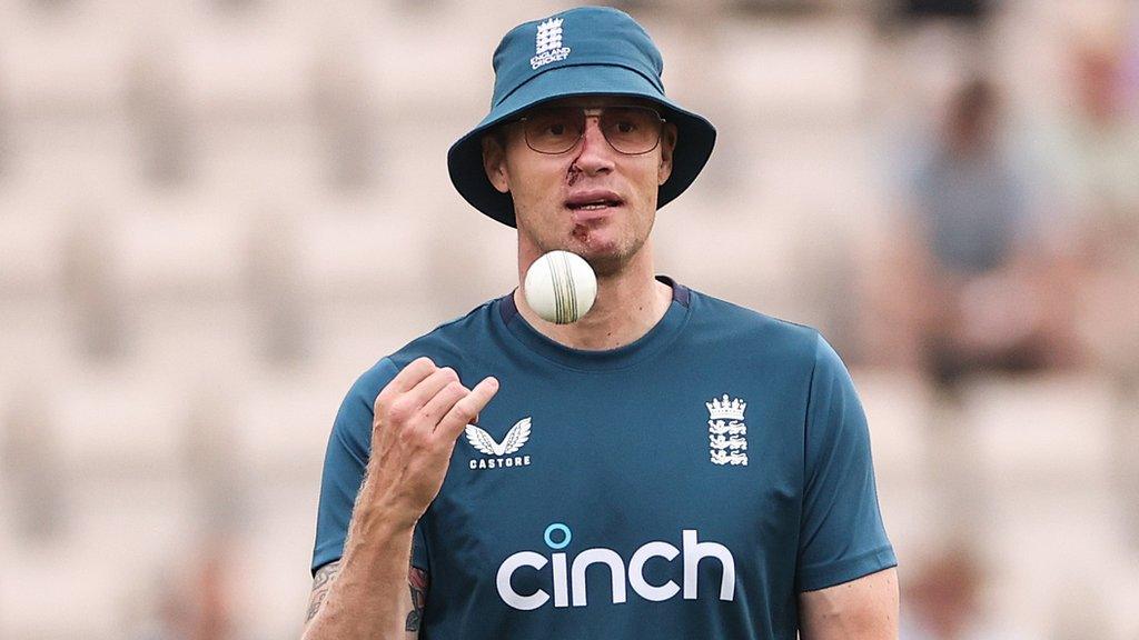 Andrew Flintoff throws a ball up during an England training session