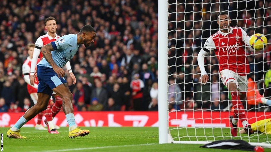 Ivan Toney heads in Brentford's equaliser against Arsenal