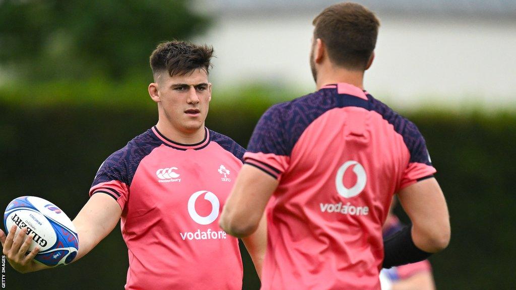 Dan Sheehan training with Ireland