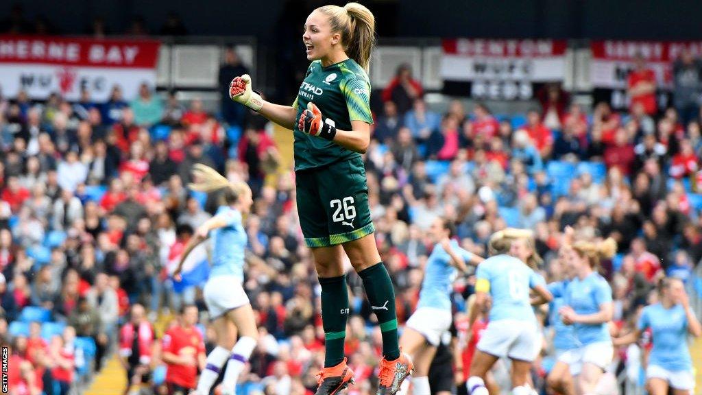 Manchester City goalkeeper Ellie Roebuck