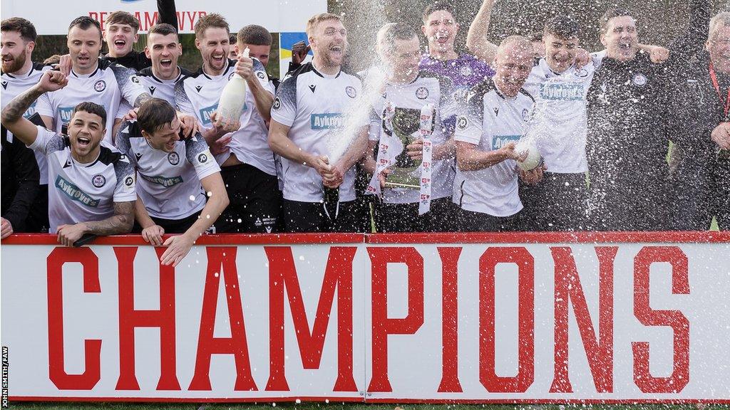 Bala players celebrate winning the 2023 Nathaniel MG Cup