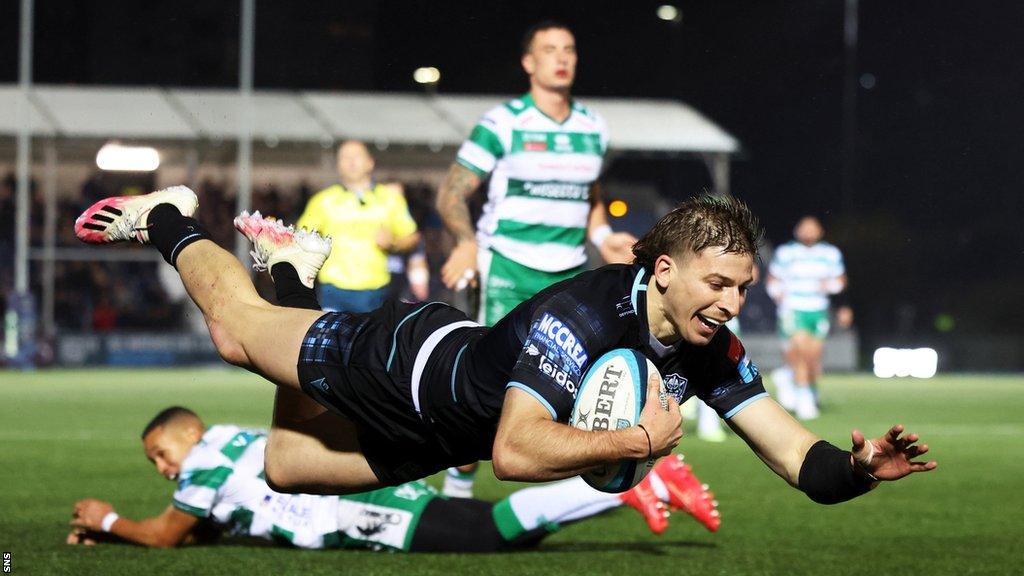 Glasgow Warriors' Sebastian Cancilliere touches down