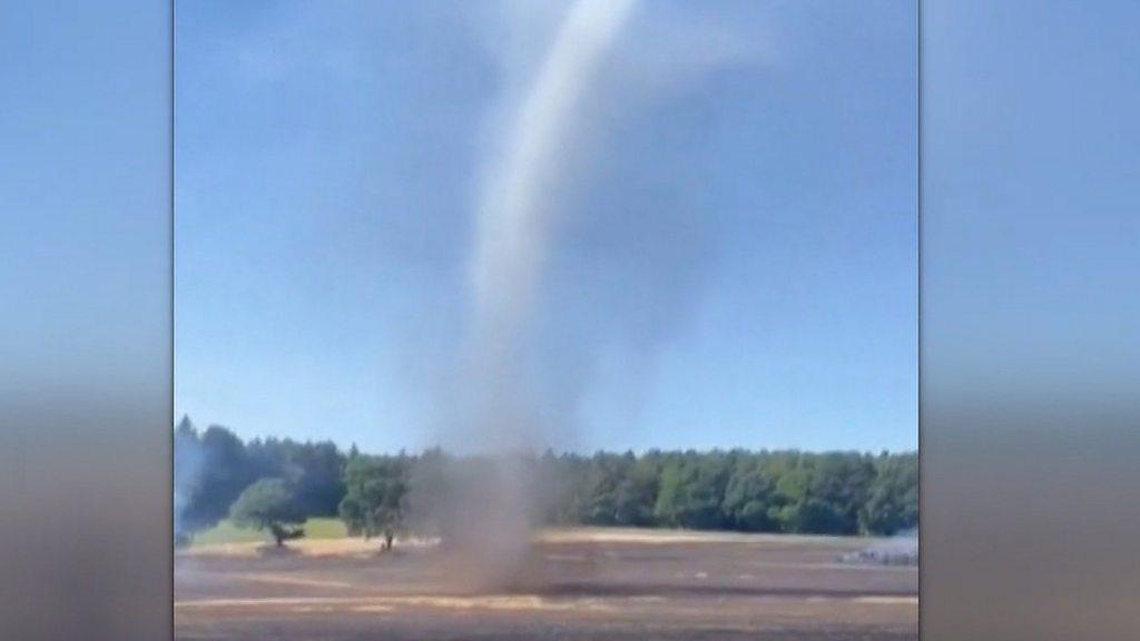 Dust devil