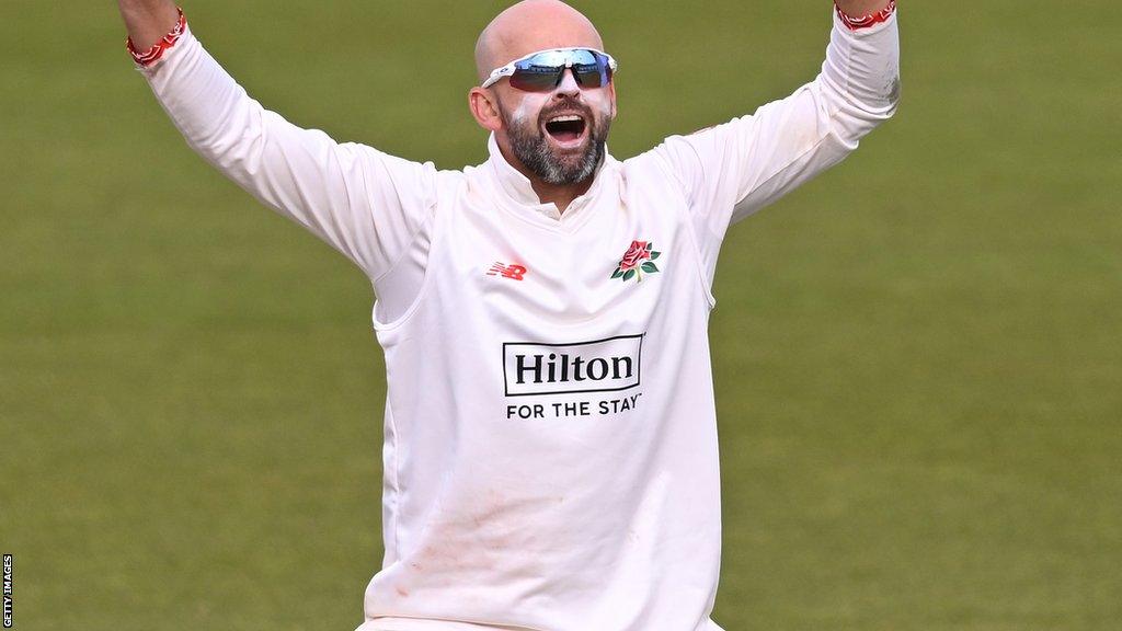 Nathan Lyon appealing