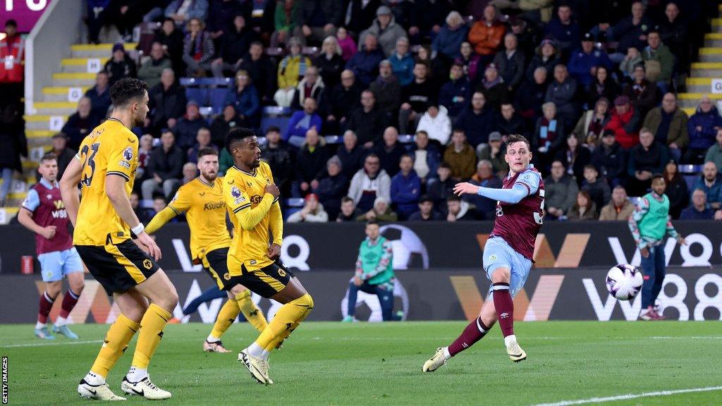 Jacob Bruun Larsen scores for Burnley