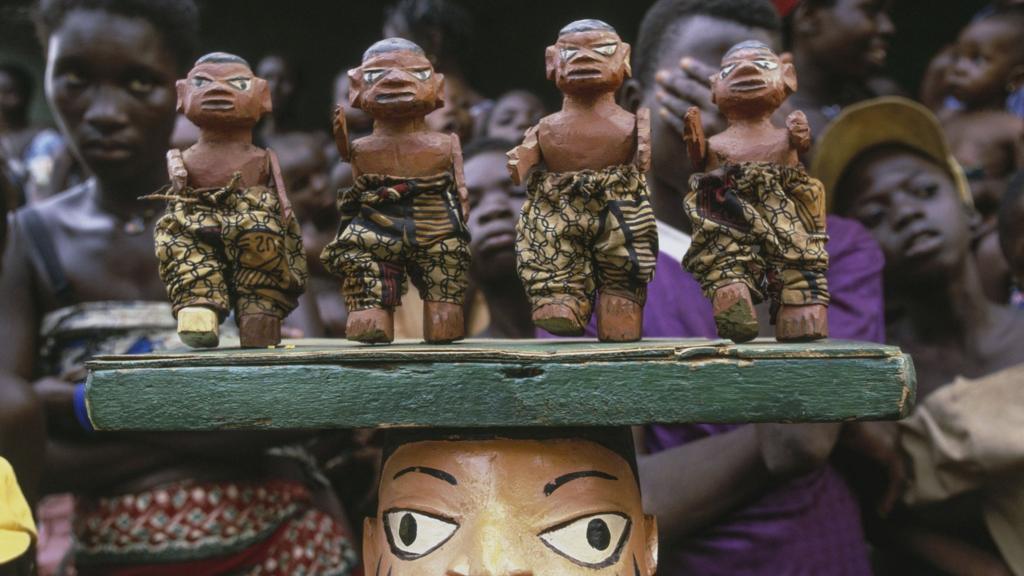 Mask for the Gelede Dance, Cove, Benin