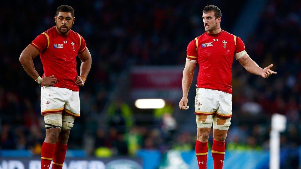 Taulupe Faletau and Sam Warburton during the 2015 World Cup