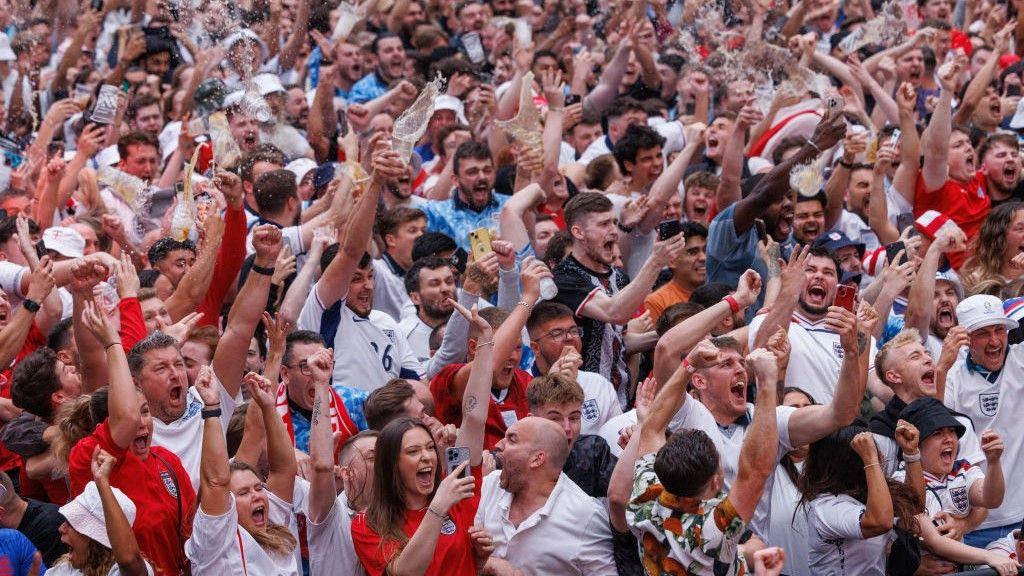 England supporters celebrate reaching Euro 2024 final