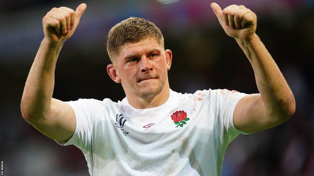 Jack Willis acknowledges England supporters