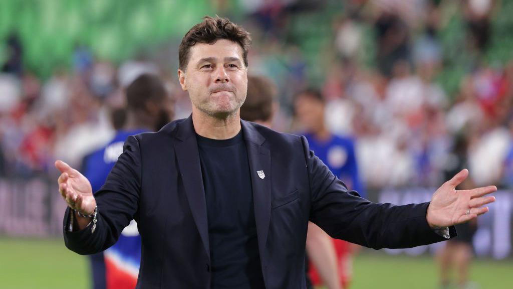 Mauricio Pochettino looks happy at full-time after US beat Panama 2-0