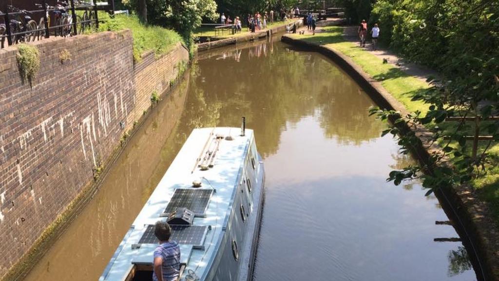 Boat festival at Etruria