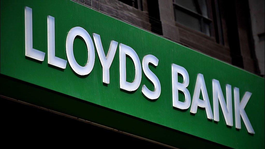 Lloyds Banking Group sign