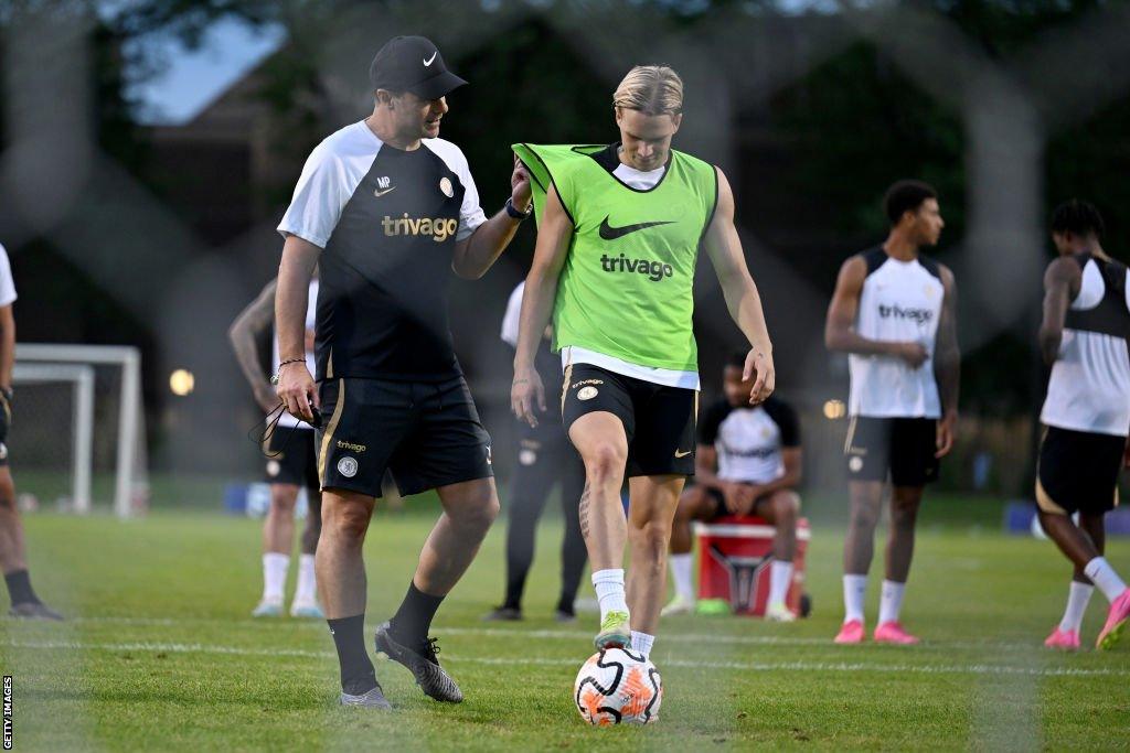 Mauricio Pochettino and Mykhailo Mudryk