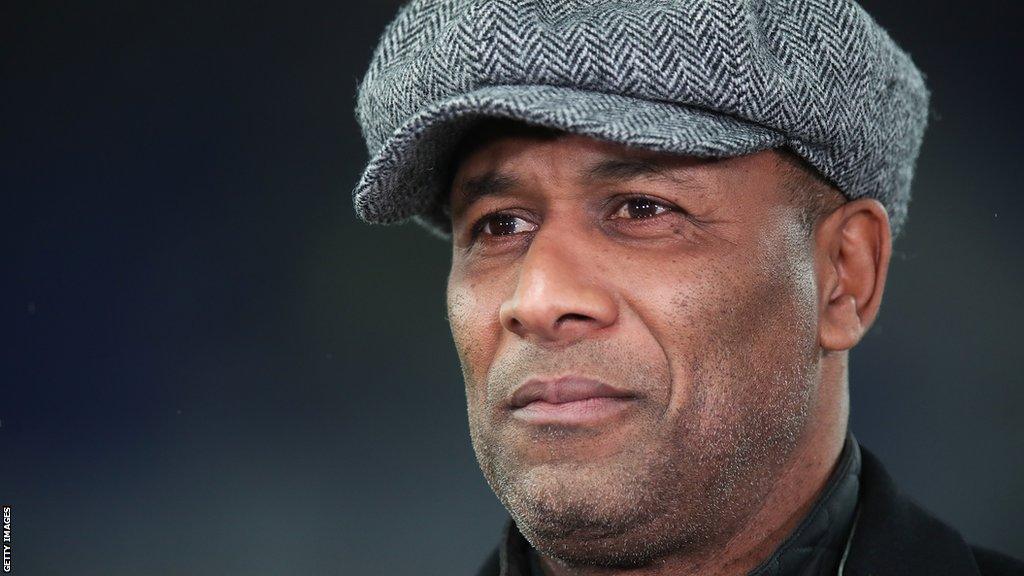 Former England and QPR striker, Les Ferdinand, has left his role as the R's director of football.