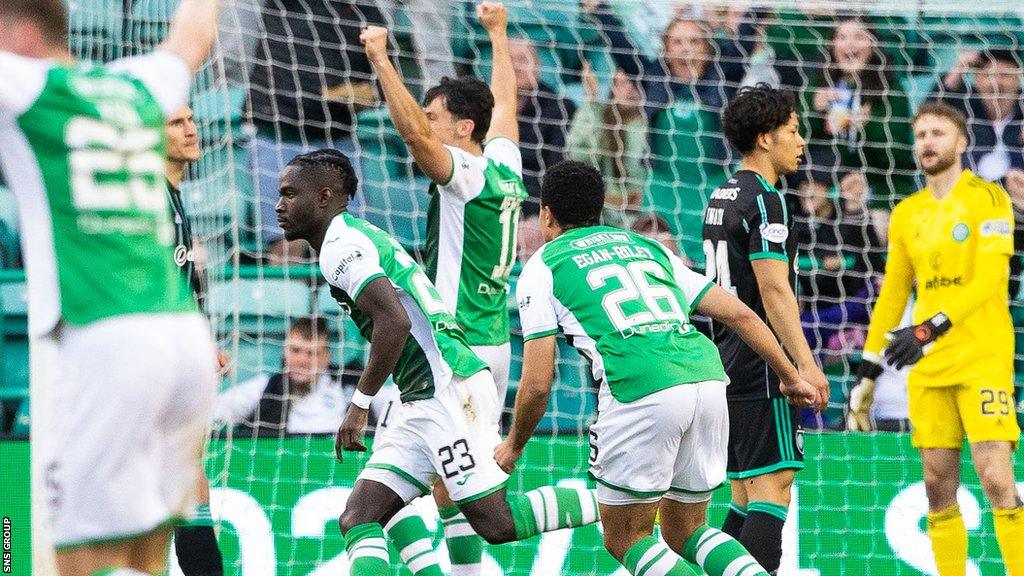 Hibs came from behind twice to beat 10-man Celtic at Easter Road