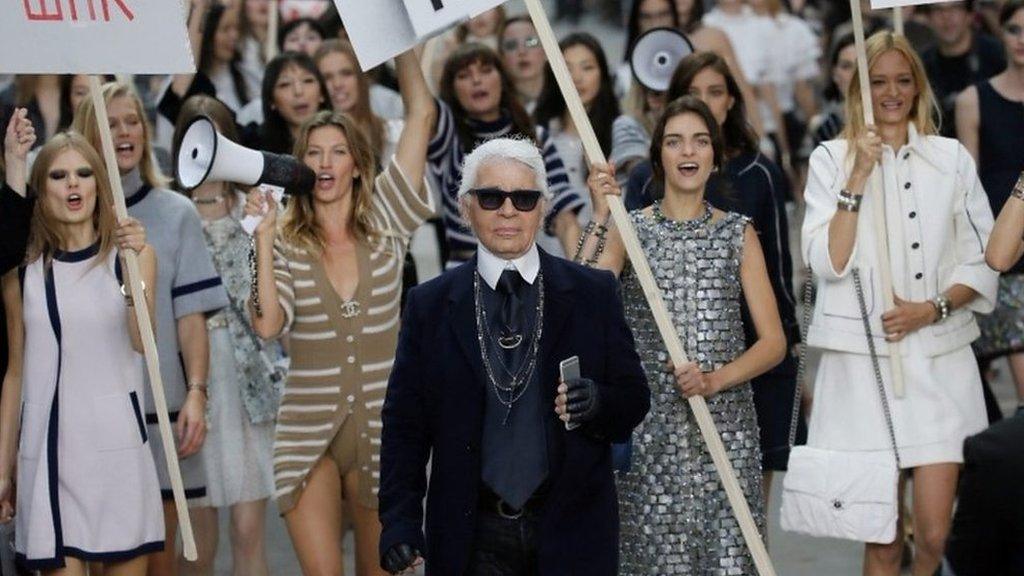 Lagerfeld with models