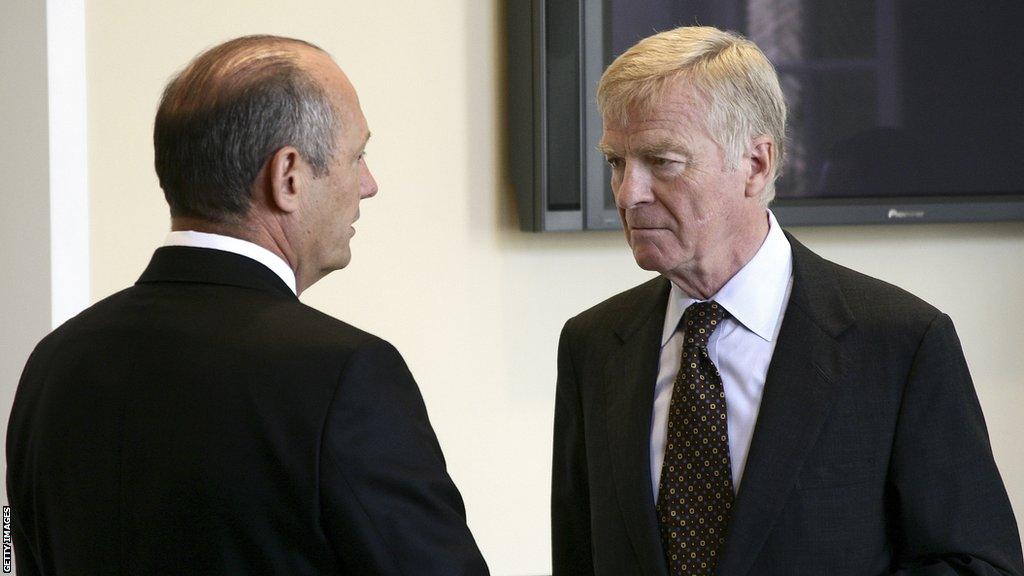 Ron Dennis talks to Max Mosley