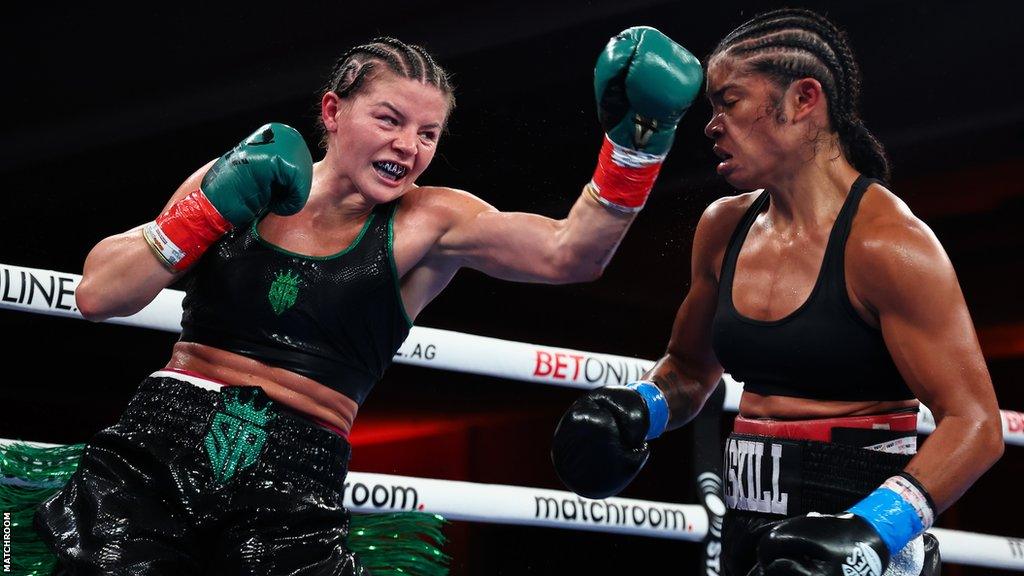 Sandy Ryan punches Jessica McCaskill
