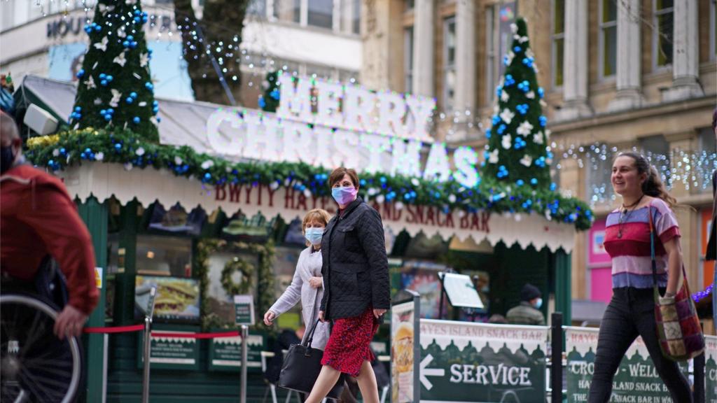 Christmas shoppers in Cardiff