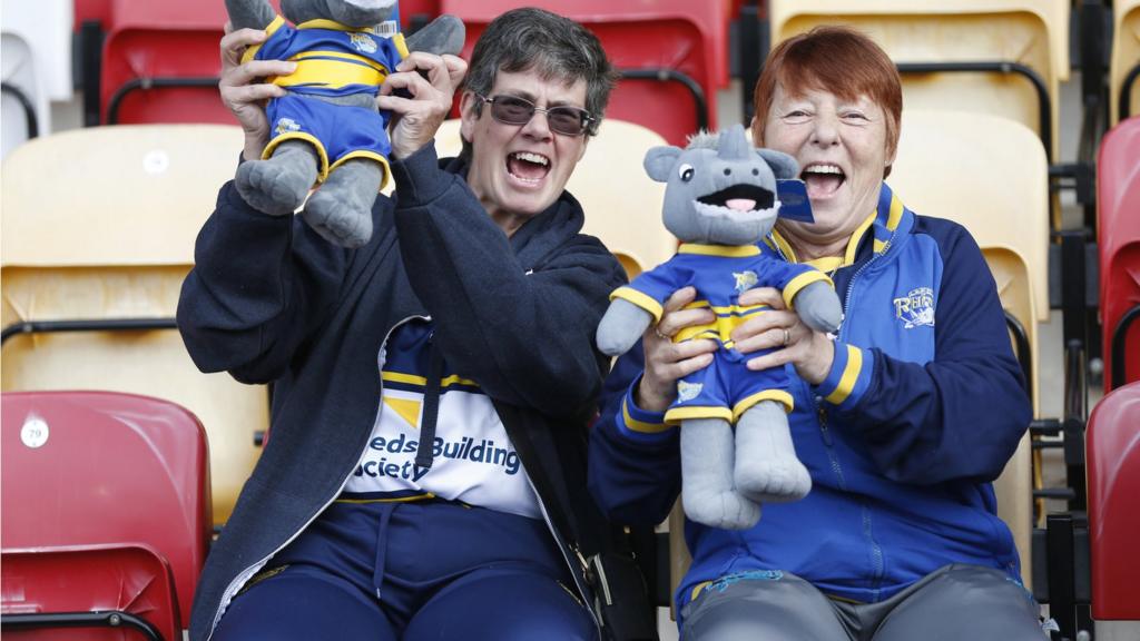 Leeds Rhinos fans