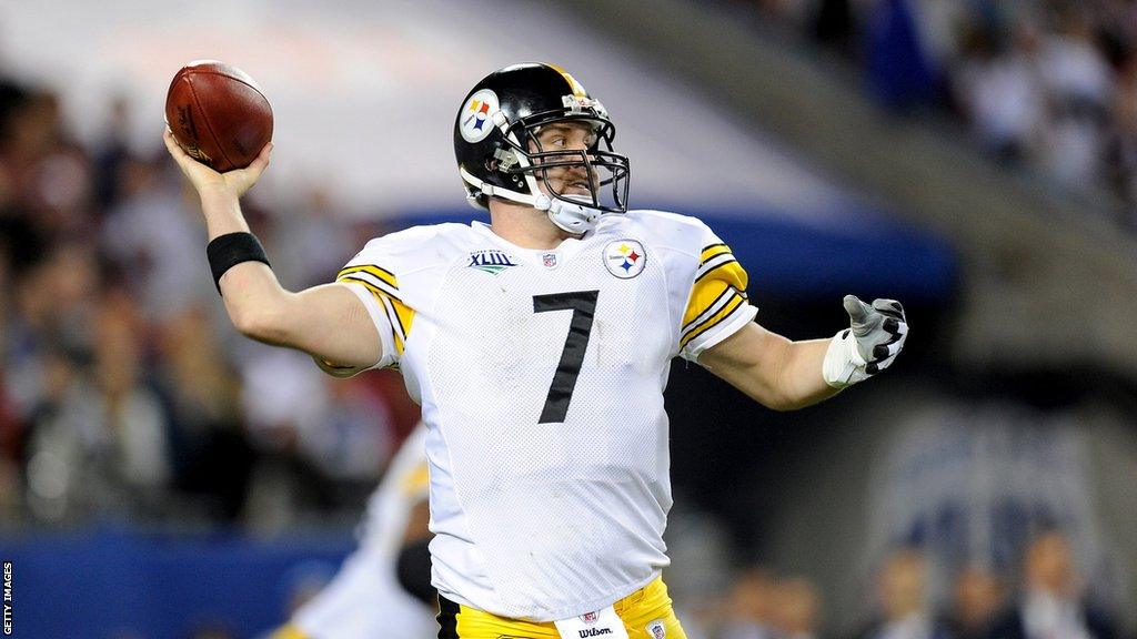 Ben Roethlisberger of the Pittsburgh Steelers throws a pass against the Arizona Cardinals during the 2009 Super Bowl