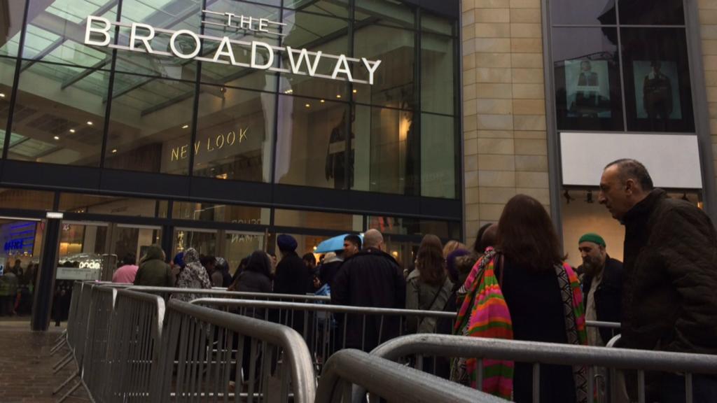 Crowds at Broadway Centre