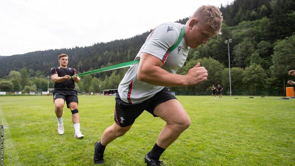 Jac Morgan and Elliot Dee being put through their paces at the Wales training camp in Switzerland