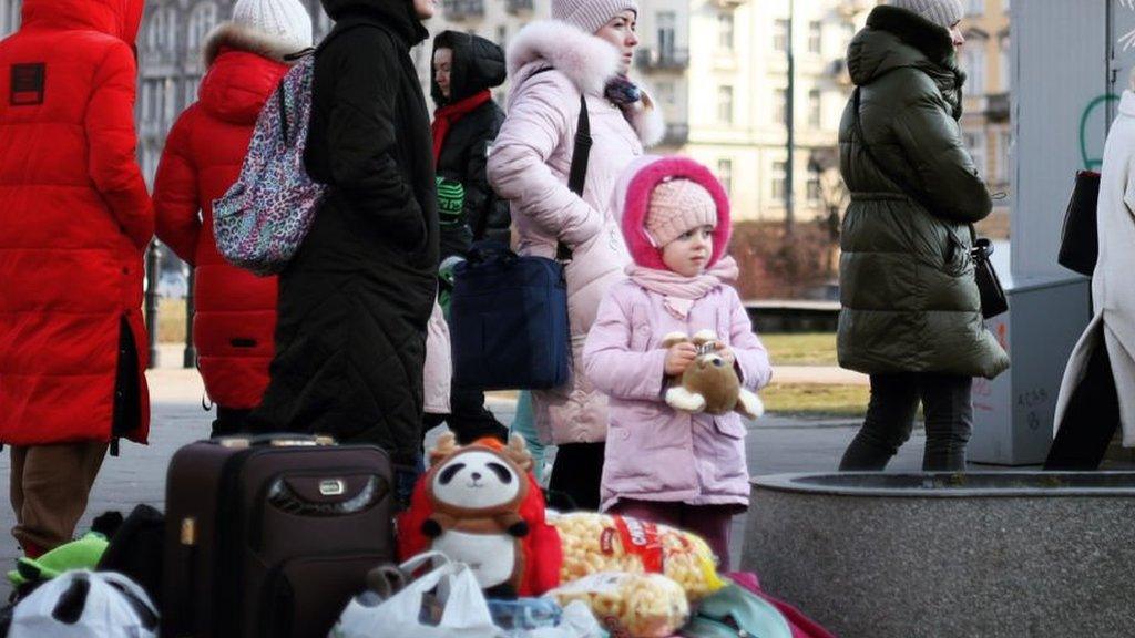 Refugees gathered at the Polish border