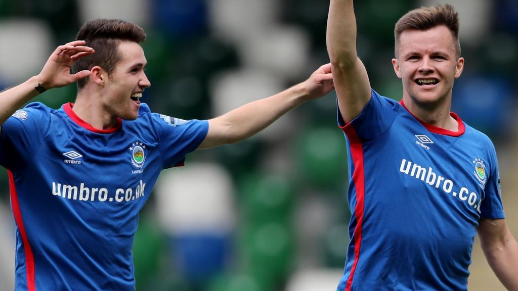 Linfield celebrate