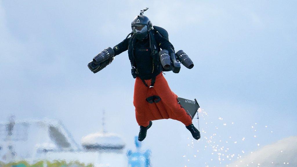 richard-browning-jet-suit-record.