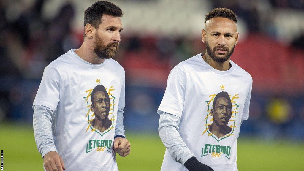 Lionel Messi and PSG team-mate Neymar wore T-shirts in memory of Brazil legend Pele during the warm up before the match against Angers