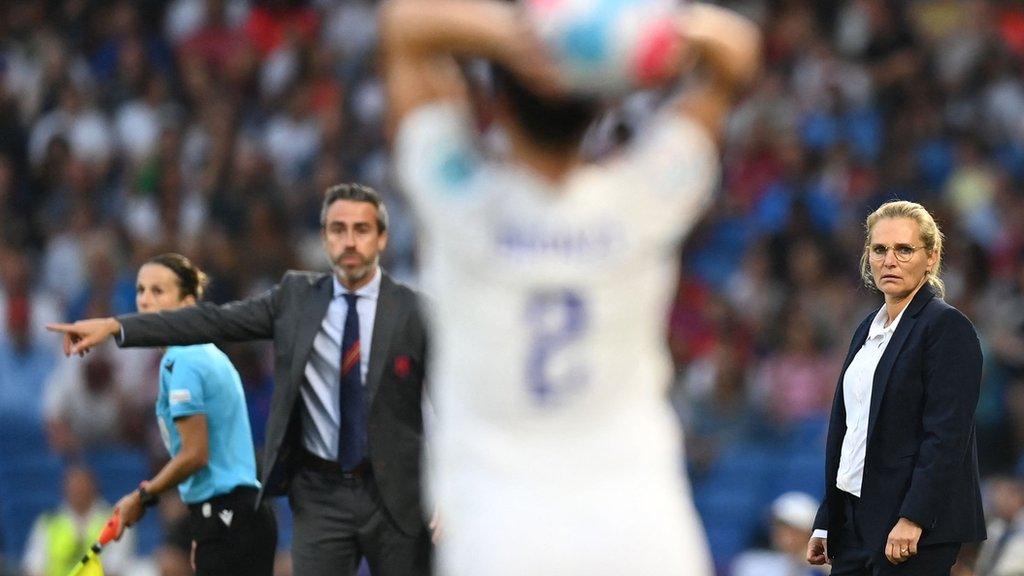 Spain coach Jorge Vilda and England's Sarina Wiegman on the touchline