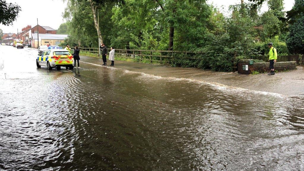 flooding-in-poynton.