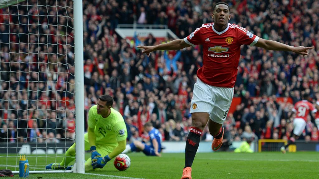 Anthony Martial of Manchester United celebrates