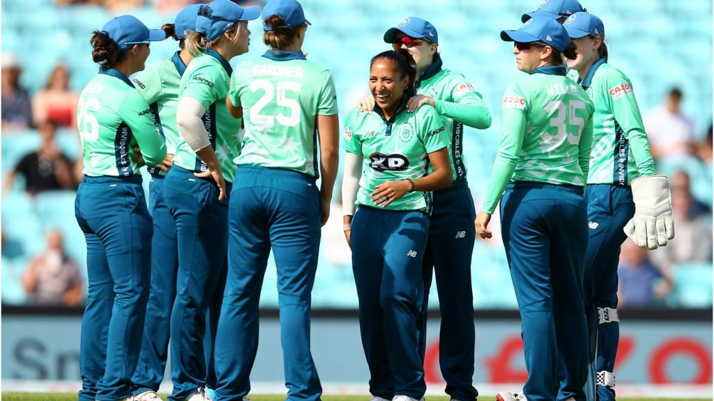 Oval Invincibles celebrate taking a wicket