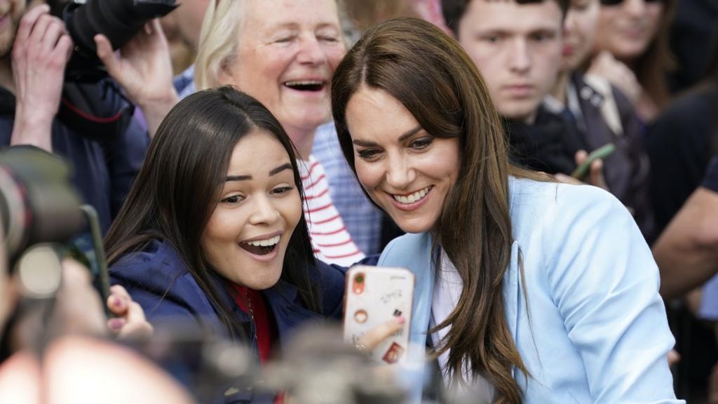 Kate and a royal fan in Windsor