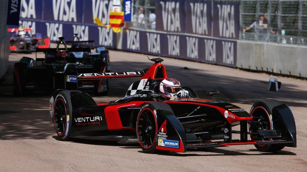 Pole position man Stephane Sarrazin of France leads the field on lap 1 at Battersea Park Track