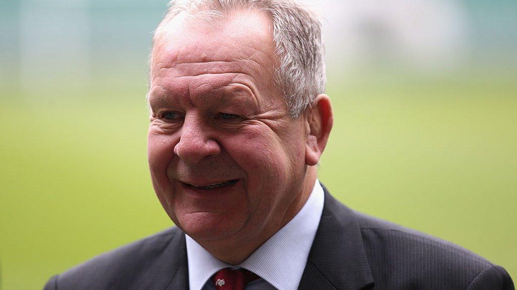 Bill Beaumont