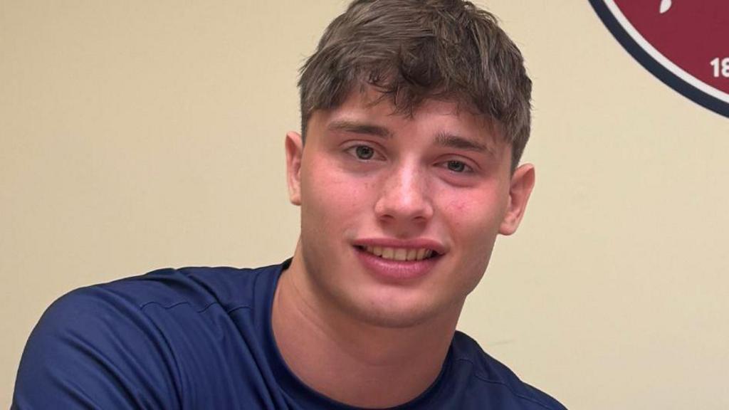 Andrew Flintoff’s son Corey signs deal with Kent